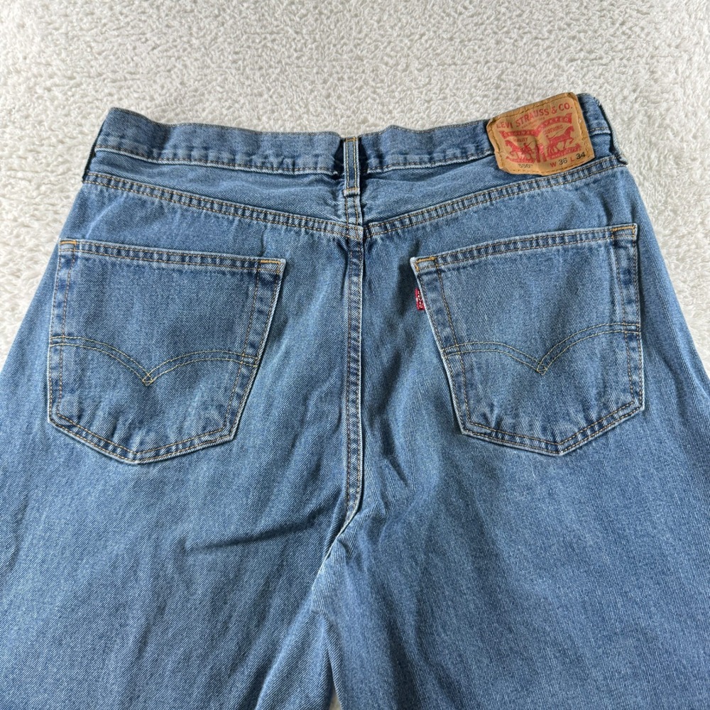 Levis 550 Relaxed Fit Straight Mens Tag 36x34 Western Medium Blue Denim - Picture 2 of 10